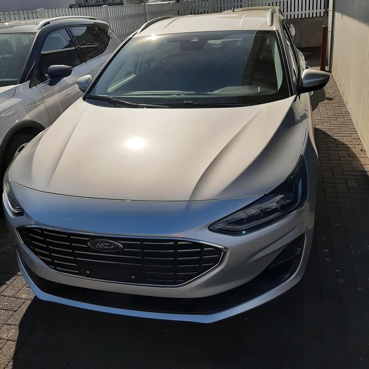 Ford Focus 1,0 Kombi Titanium Navi-PDC-Klimatronic-