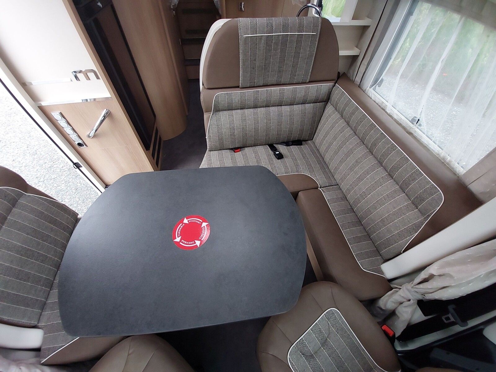 Fahrzeugabbildung Malibu T 490 LE Automatik SkyView Media