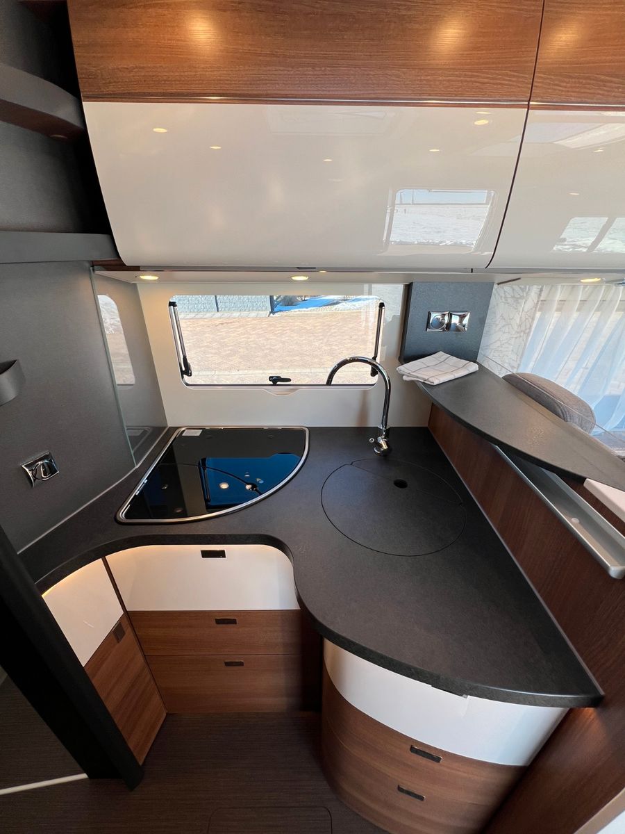Fahrzeugabbildung Carthago C2-tourer I 147 RB-LE "L" comfort 4.2t Mercedes