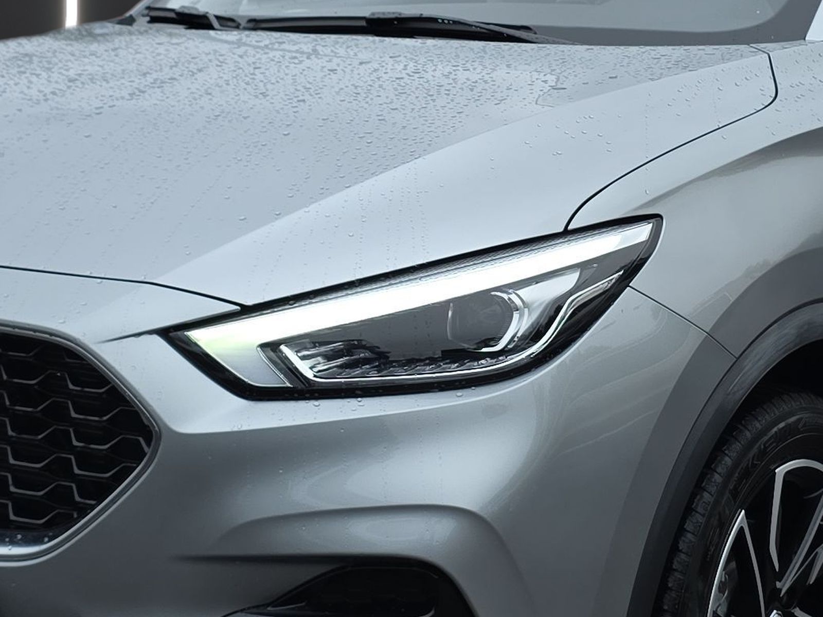 MG ZS
