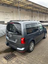 Volkswagen Caddy 1,4TSI 96kW mit Rollstuhlausbau. - Volkswagen Caddy: Van, 1.9