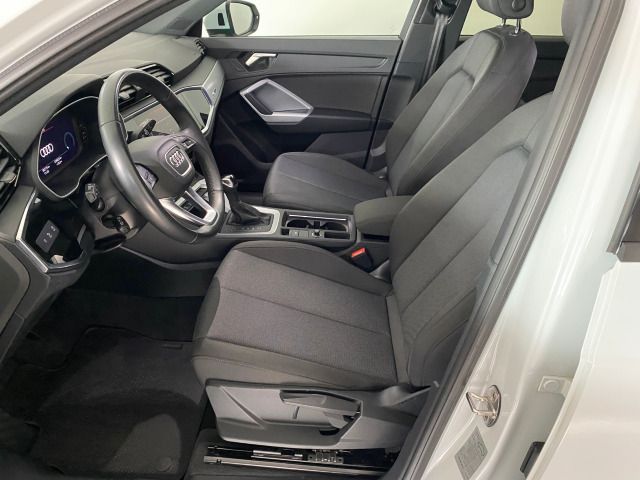 Q3 35 TFSI S tronic KAMERA+NAVI+SHZ+GRA