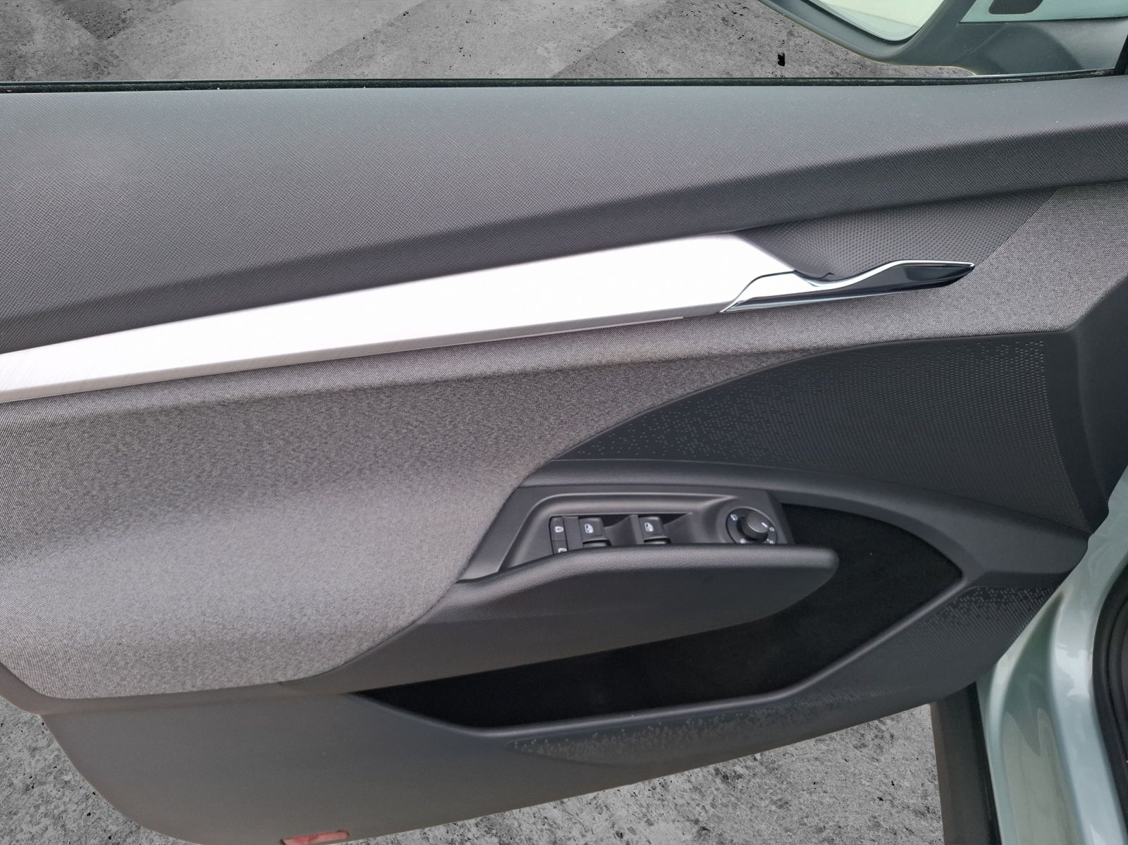 Fahrzeugabbildung SKODA Enyaq 60 Loft Matrix Navi ACC WP RFK SH 19"