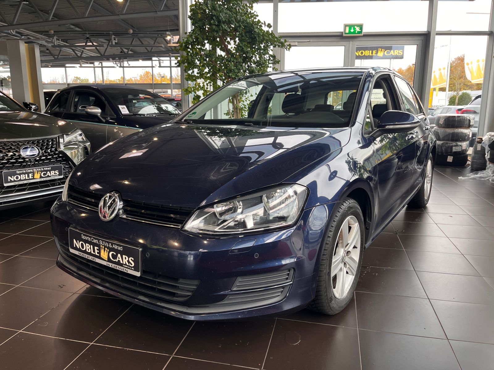 Fahrzeugabbildung Volkswagen Golf VII Lim. Comfortline BMT NAVI ALU