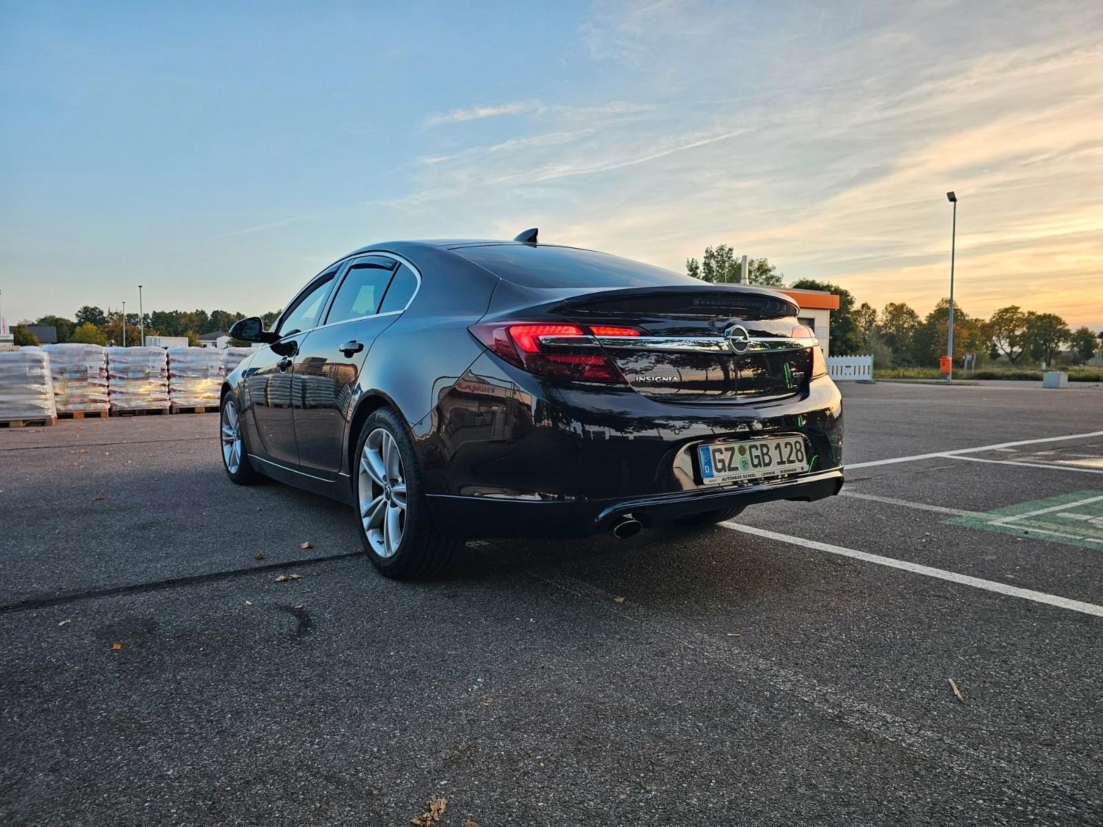 Opel Insignia 2.0 CDTI 125kW inovation OPC LINE 