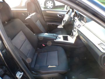 Mercedes E 200 - 9