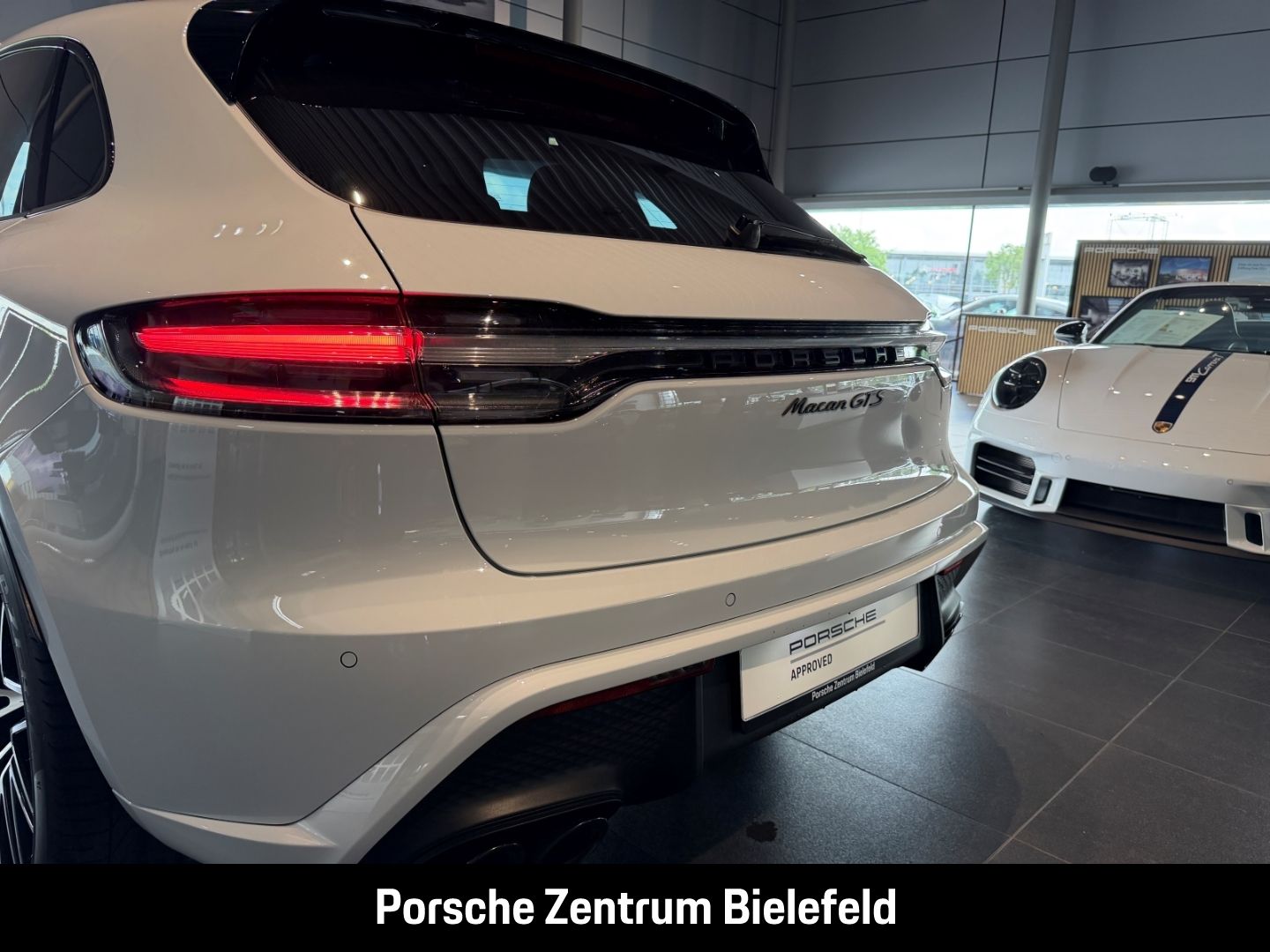 Porsche Macan GTS Standheizung Sportabgas Luftfederung foto 15
