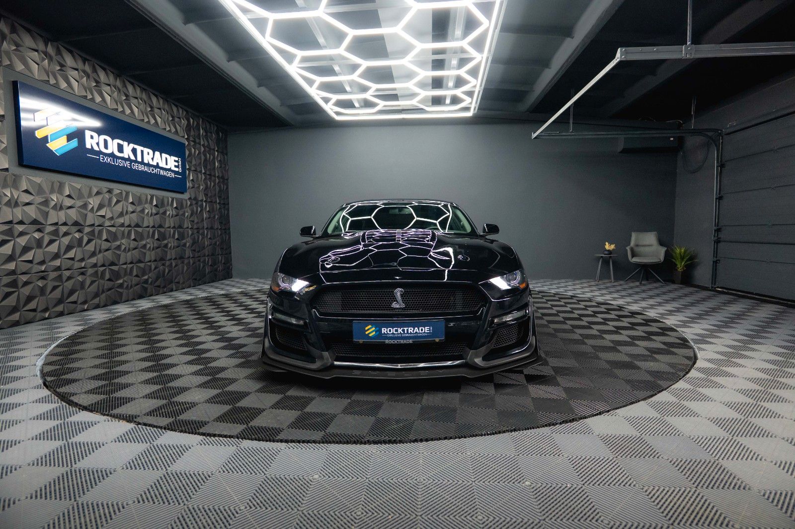 Fahrzeugabbildung Ford Mustang Shelby GT 500 5.0 V8 Performance PREMIUM