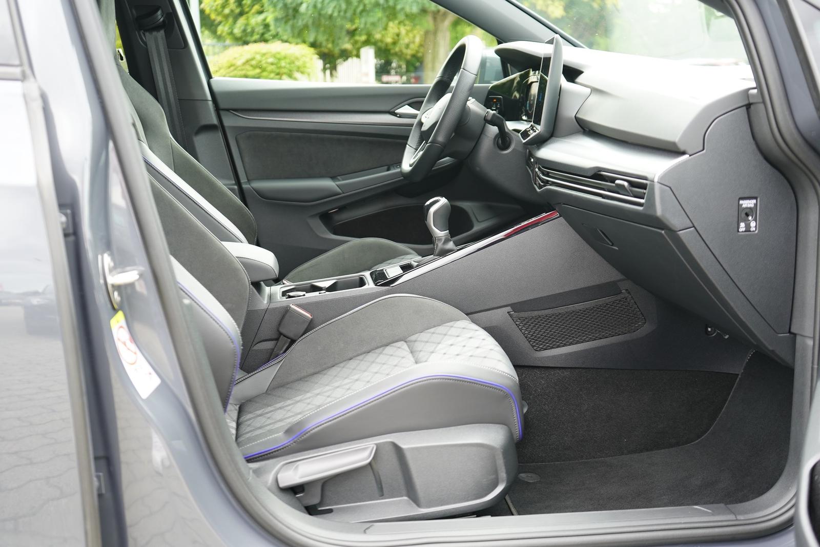 Volkswagen Golf VIII 1.5 TSI R-Line LED Sitzheizung Kamera, миниатюра 28