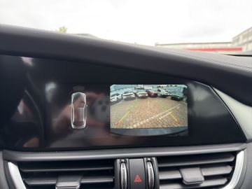 Alfa Romeo Giulia 2.2 JTDM Veloce Q4 Kam.+KeyLess+Pano+SHZ