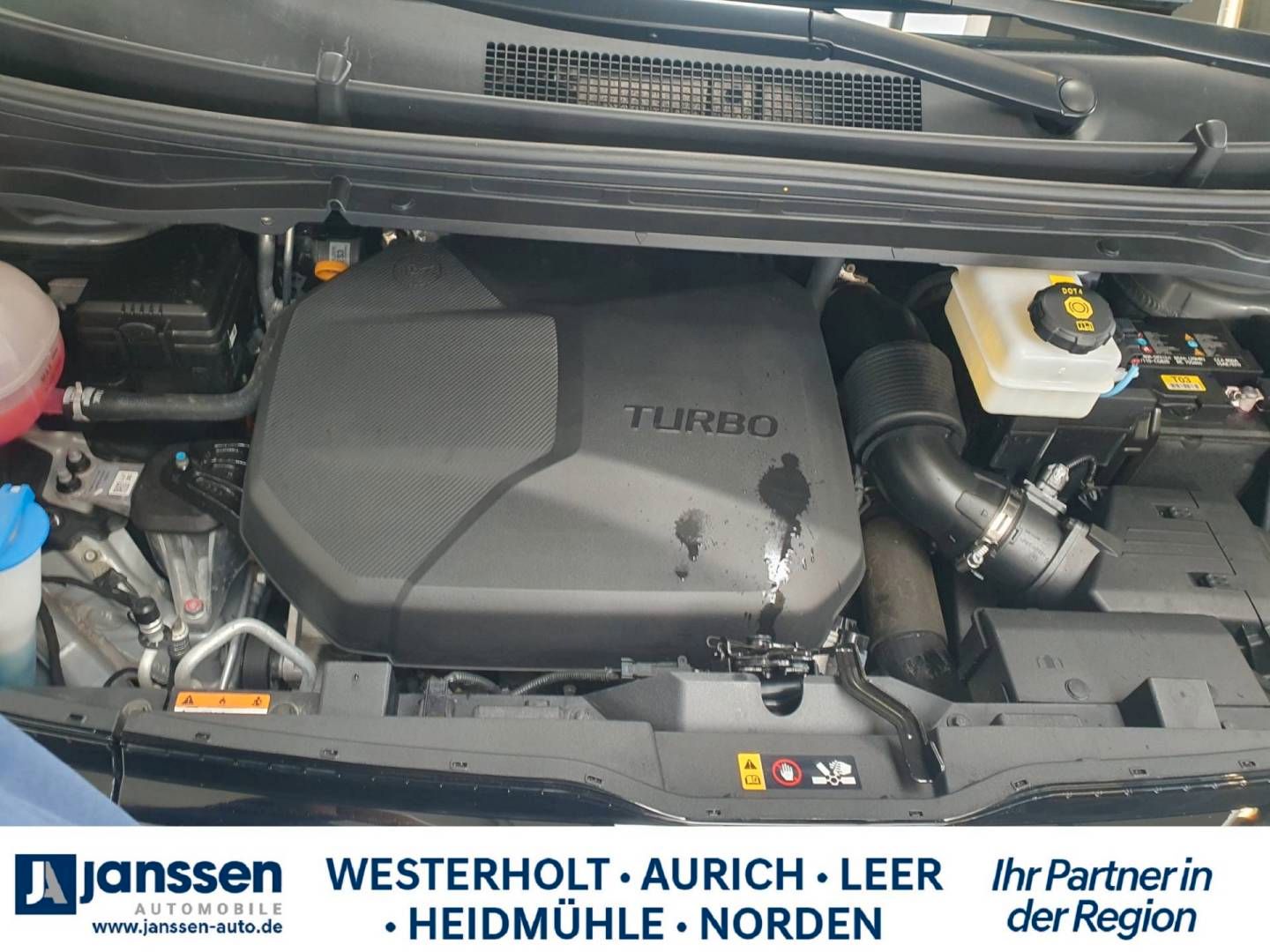Fahrzeugabbildung Hyundai STARIA 7-Sitzer SIGNATURE