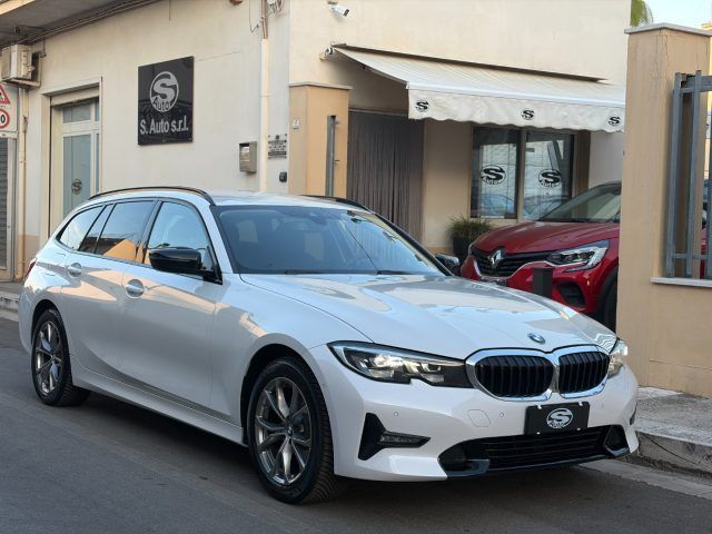 Image of BMW 320