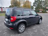 Skoda Yeti Active - Skoda Yeti: Schwarz