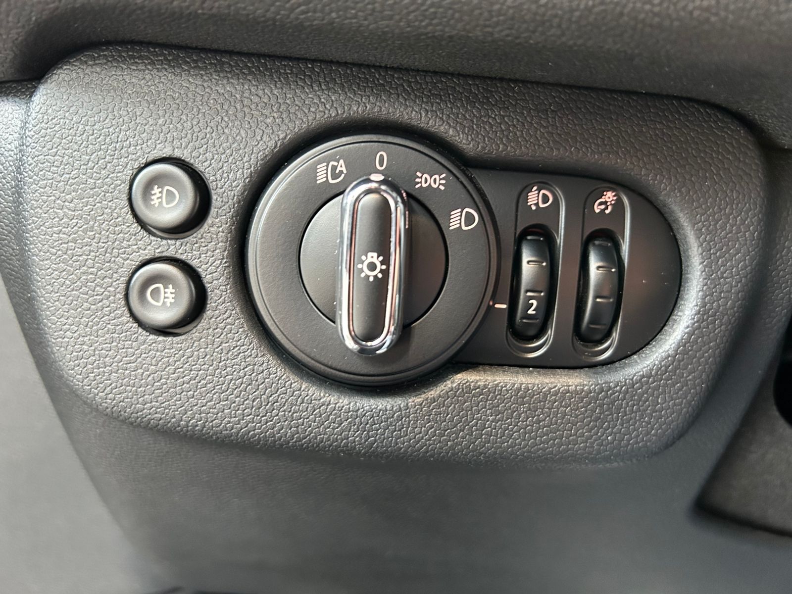 Fahrzeugabbildung MINI Clubman Cooper S LED NAVI ALU