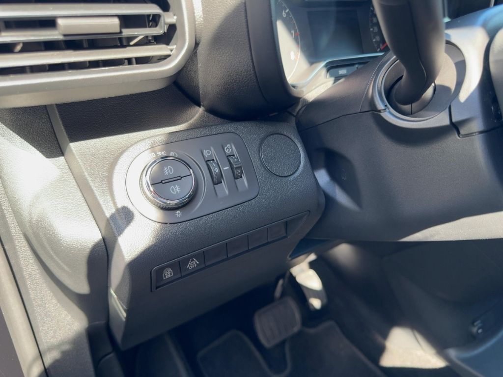 Fahrzeugabbildung Opel Combo Life Ultimate AUTOMATIK  SITZHEIZUNG  RÜCK