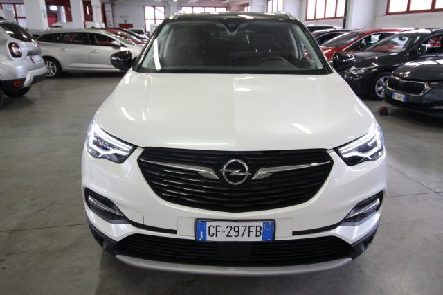 Opel OPEL Grandland X 1.6 Hybrid Plug-in aut. AWD Des