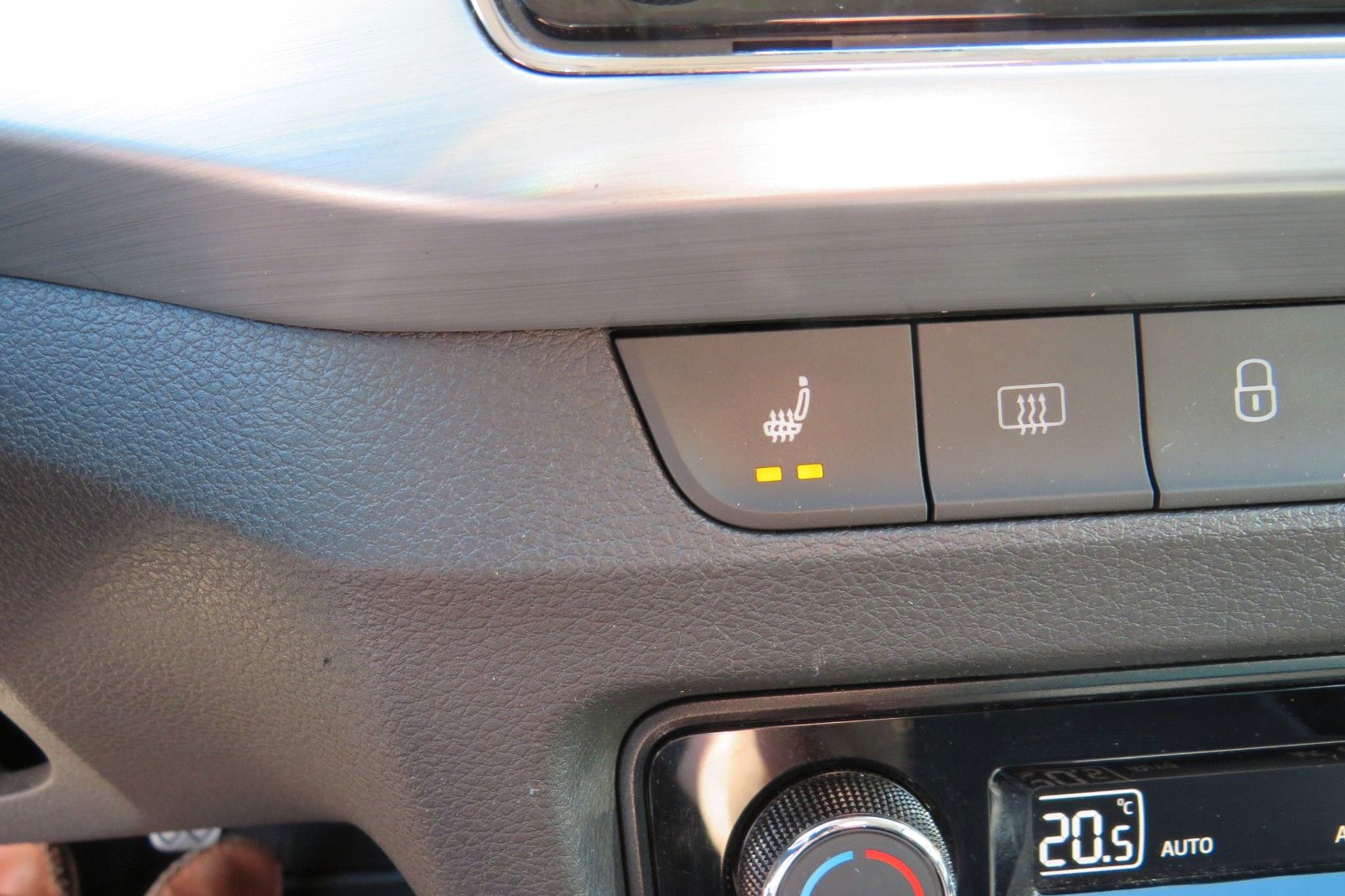 Fahrzeugabbildung SKODA Fabia Combi Ambition GJ SMART-LINK SITZH. NAVI 1