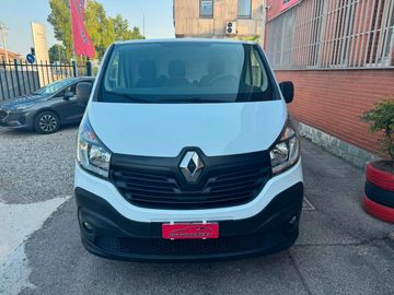 Renault Trafic - 2