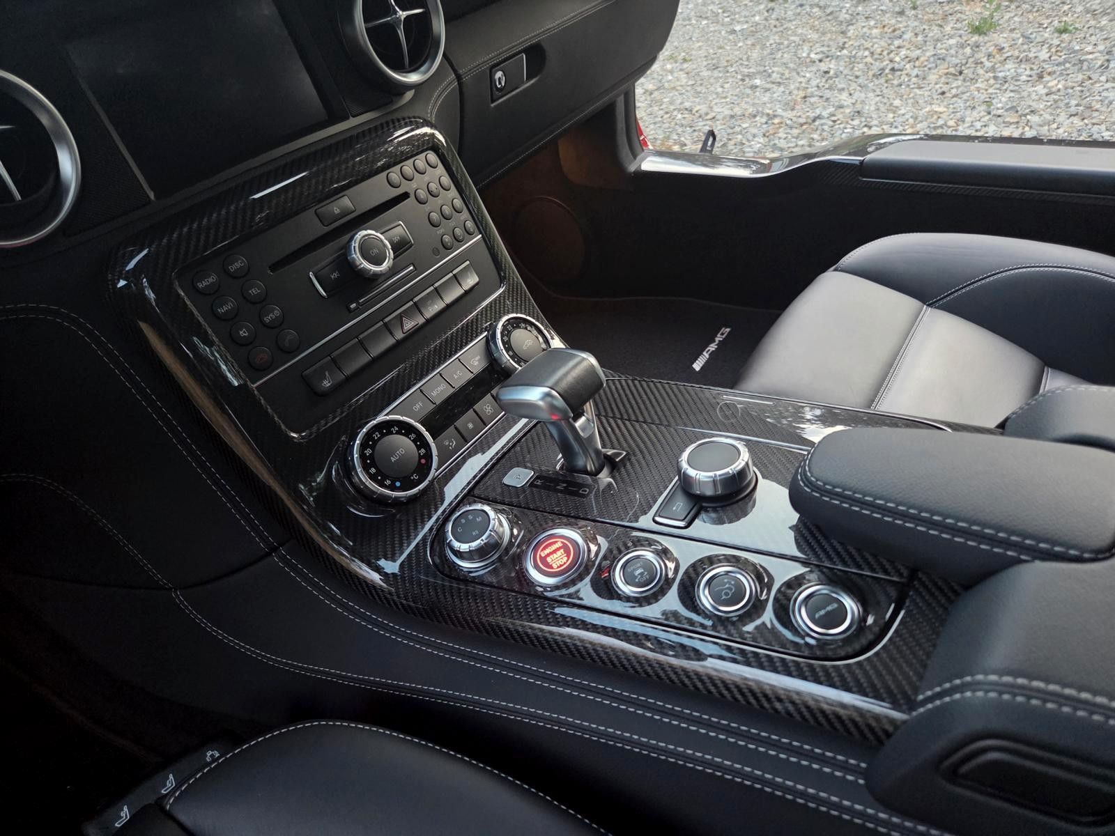 Fahrzeugabbildung Mercedes-Benz SLS AMG/BRD/Fast wie neu/Full Carbon/1A Historie