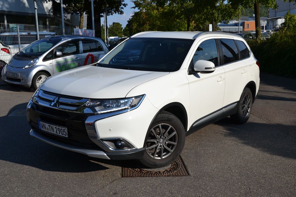 Image of Mitsubishi Outlander