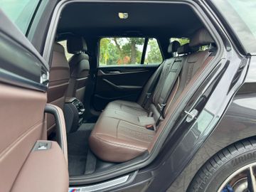 BMW 530 - 12