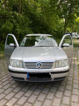 Volkswagen Bora 1.6 FSI Basis  - Volkswagen Bora aus 2003