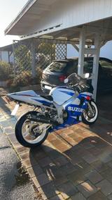 Suzuki GSX-R 600 K1 - MEGA AUSSTATTUNG - SUZUKI GSX R 600 K1