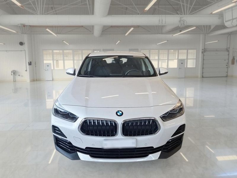 BMW X2 SDRIVE 18D ADVANTAGE AUTOMATICO SUV imagem 2