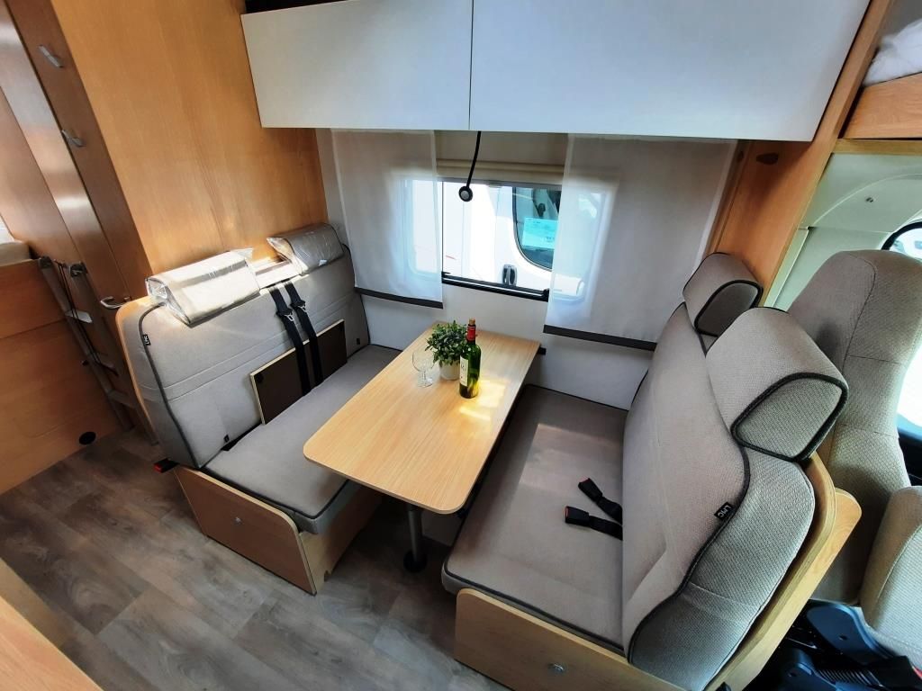 Fahrzeugabbildung LMC Tourer A 690 G Nur an Händler & Gewerbe!