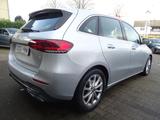 Mercedes-Benz B 180 2.HAND LED NAVI PDC SHZ WIDESCREEN - Mercedes-Benz B-Klasse Gebrauchtwagen in Bielefeld