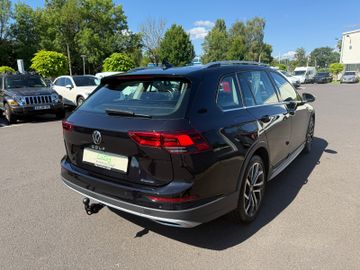 Volkswagen Golf VIII Variant Alltrack 4Motion+AHK+LED+Navi+