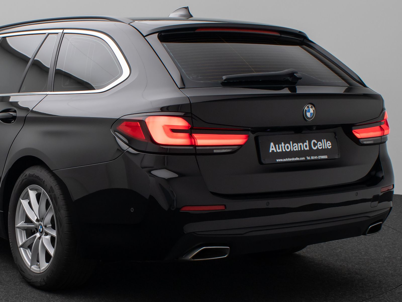 Fahrzeugabbildung BMW 520d Panoram Kamera DAB HiFi 4xKlima Leder Sport