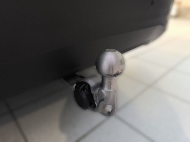 Fahrzeugabbildung Volkswagen Tiguan 2.0 TDI SCR DSG Goal IQ.LIGHT HD-MATRIX N