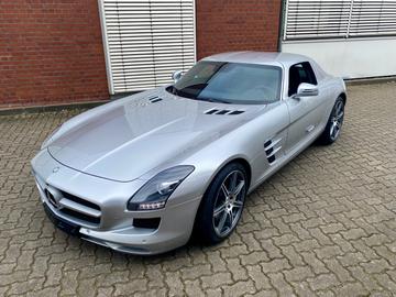 2010 Mercedes-BENZ SLS AMG — миниатюра 12