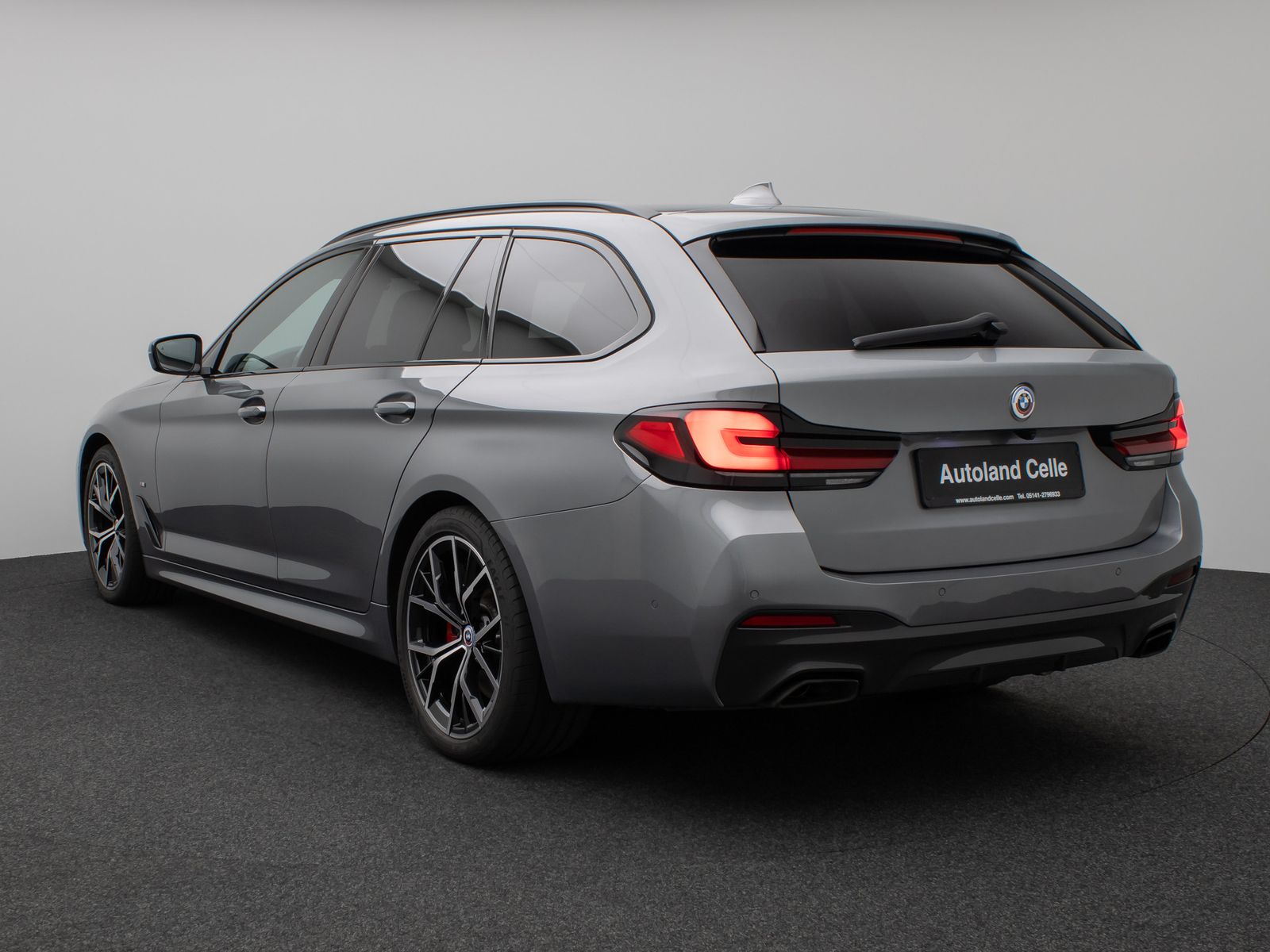 Fahrzeugabbildung BMW 540d xD M SportPro Panoram Kamera Laser HUD HiFi