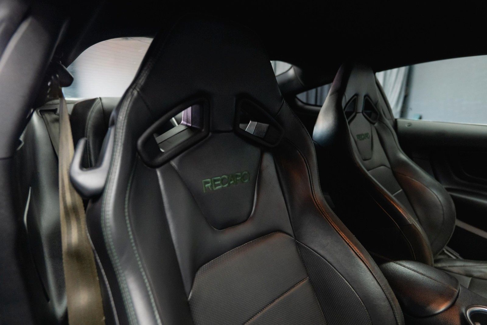Fahrzeugabbildung Ford Mustang 5.0 V8 BULLITT 6-Gang RECARO Unfallfrei