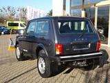 Lada Taiga 4x4 Winterdienst Schiebeschild AHK - Lada Taiga: Allradantrieb
