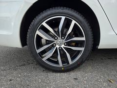 VW Golf VII Variant 4Motion 2.0TDI 150PS DSG AHK