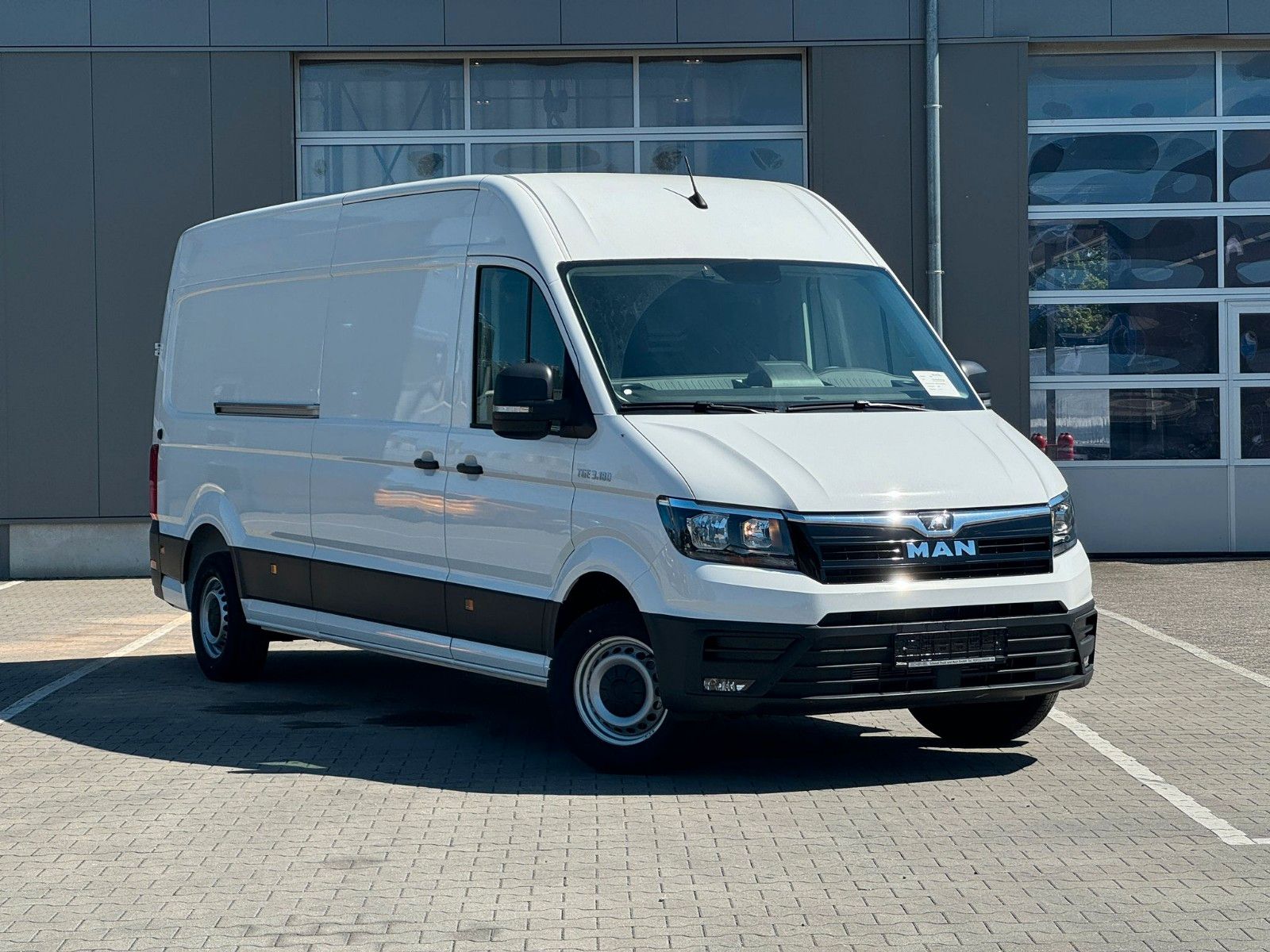 Fahrzeugabbildung MAN TGE 3.180 L4H3 Kastenwagen Automatik Klima Ahk