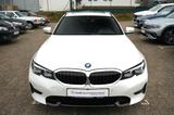 BMW 330e Touring Sport Line*PANO*WLAN*DAB*LED* - BMW 330 in Leverkusen