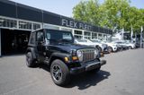 Jeep Wrangler 2.4 Sport  SoftTop TÜV27 Sport - Jeep Wrangler aus 2005