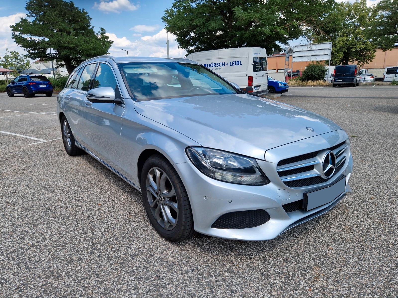 Mercedes-Benz C 180 T CGI G-Tronic