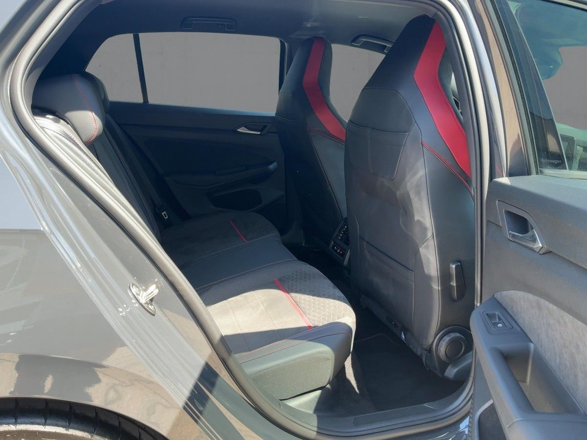 Volkswagen Golf - Bild 13