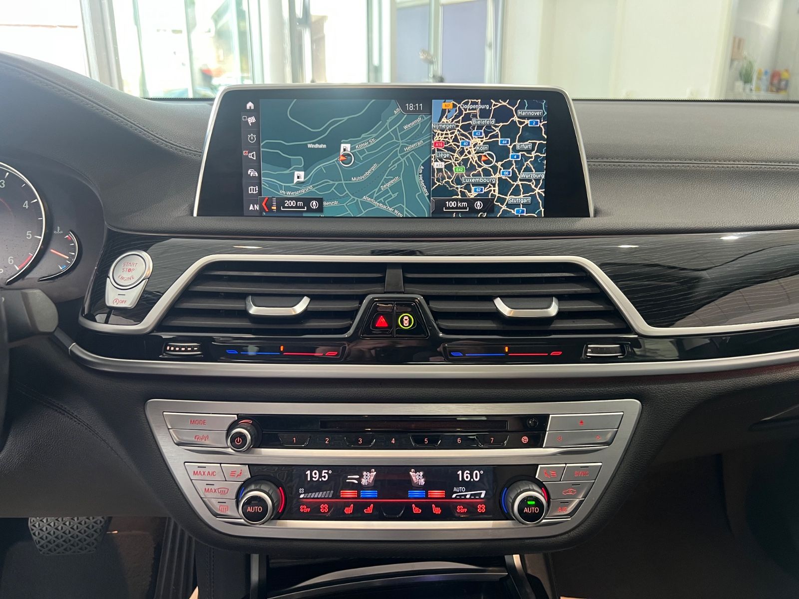 Fahrzeugabbildung BMW 740 d xDrive * SITZBELÜFTUNG*MASSAGE*360 KAMERA*