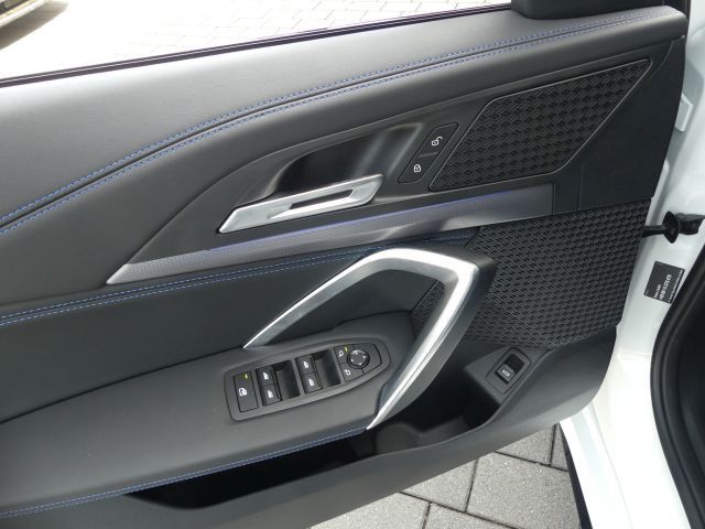 BMW iX1 xDrive30 M Sportp. Parkass°beh.M-MFLK°18" foto 11