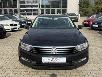 Volkswagen Passat Variant - 1