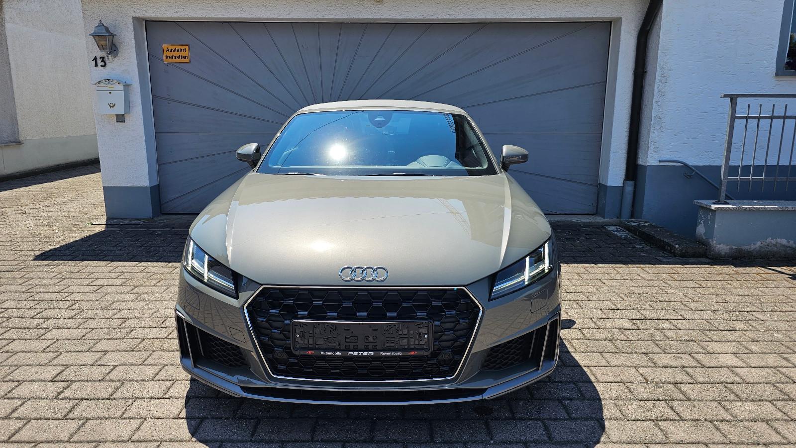 Audi TT Roadster 40 TFSI S-tronic S line Exclusive