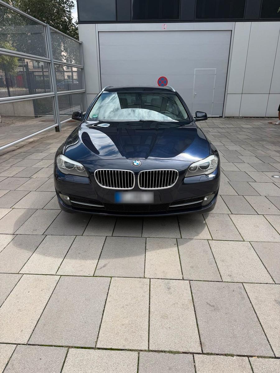 BMW 520, 2011