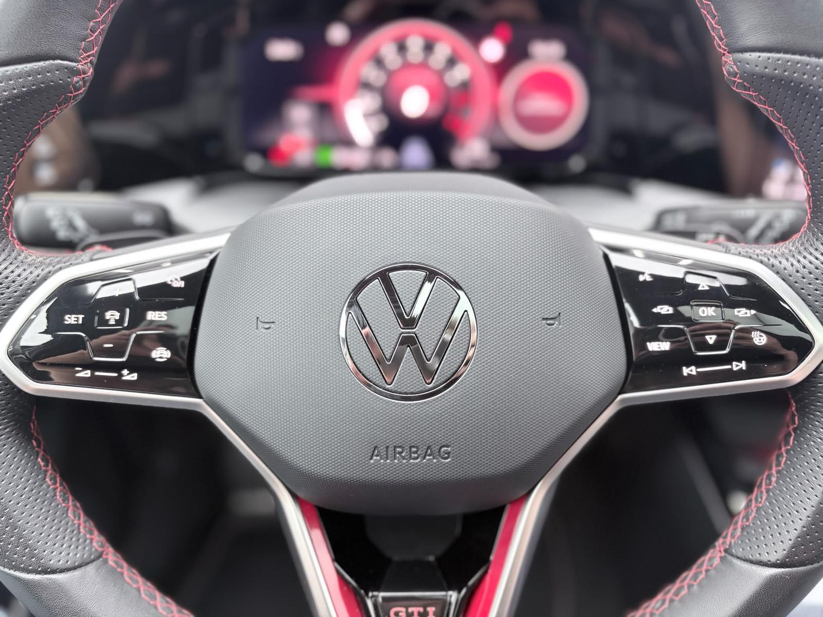 Volkswagen Golf PANO HARMAN KARDON HEAD UP MEMORY, миниатюра 27