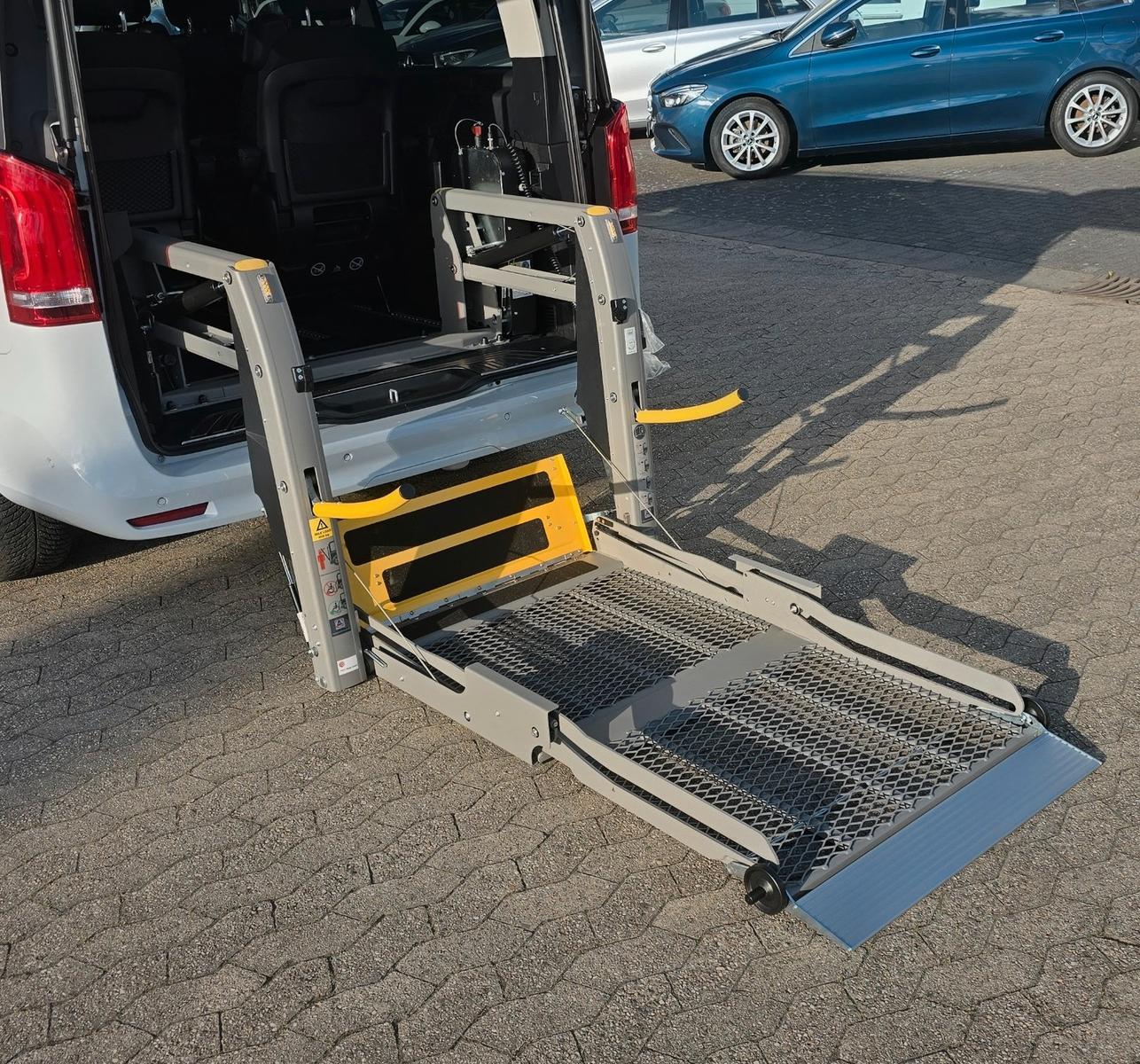 Mercedes-Benz V250 EDITION BEHINDERTEN GERECHT 4MATIC LANG AHK